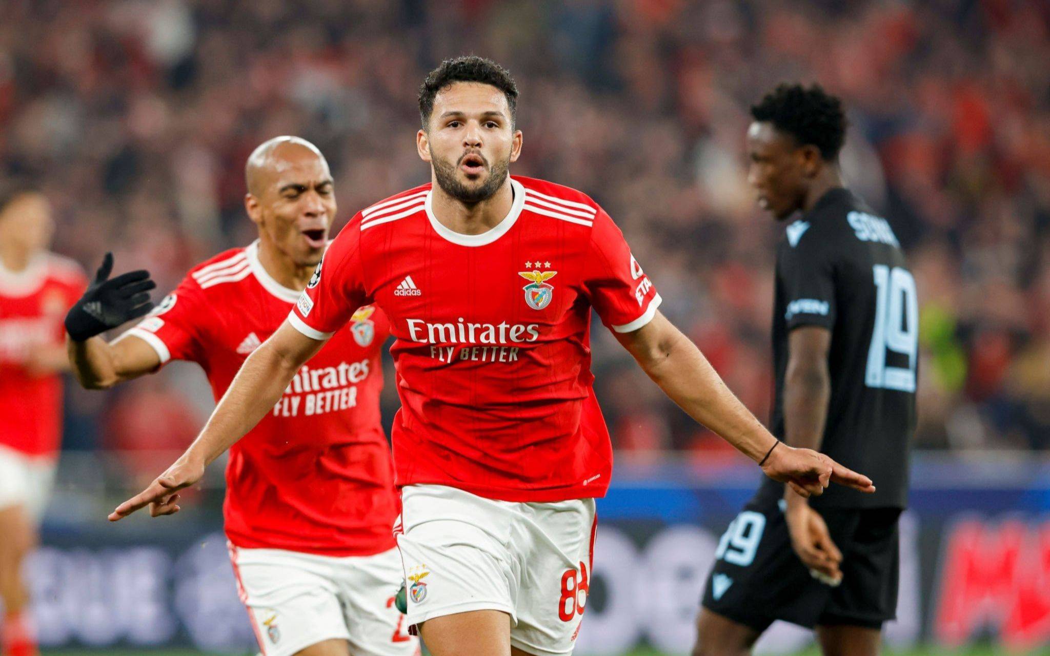 包含国际比赛日突围战来临；尼斯围绕葡超完成体检；赛场秩序良好；球探报告显示潜力的词条-九游登录入口