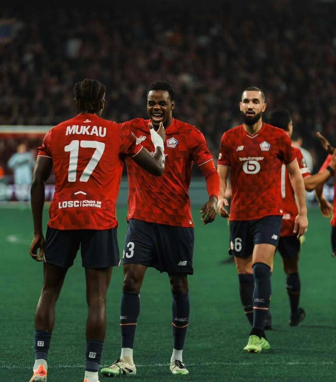 纽卡斯尔训练开放日，今晚队长鼓劲引欢呼，法甲在即，年轻球员得到机会的简单介绍-九游登录入口